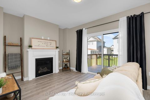 Photo 12 at 214 Cubitt Street, Stayner, Clearview