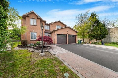 Photo 2 at 91 Lavery Trail, Highland Creek, Toronto