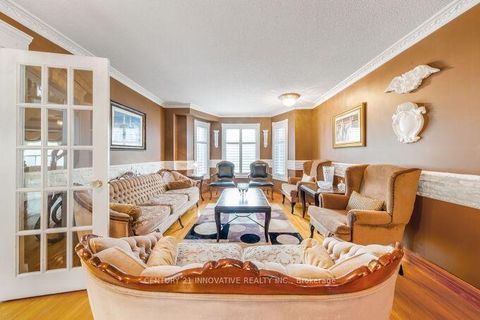 Photo 3 at 91 Lavery Trail, Highland Creek, Toronto