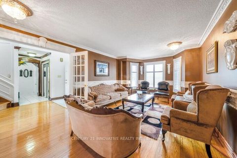 Photo 12 at 91 Lavery Trail, Highland Creek, Toronto