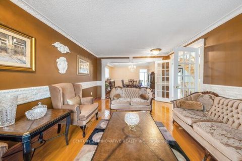 Photo 15 at 91 Lavery Trail, Highland Creek, Toronto