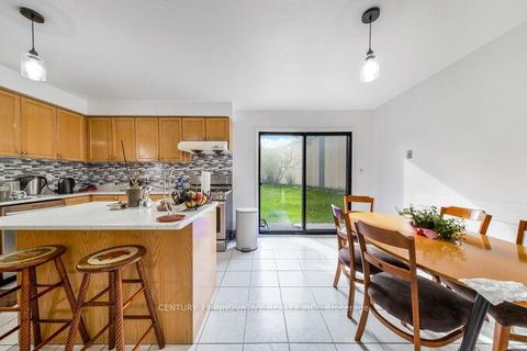 Photo 23 at 91 Lavery Trail, Highland Creek, Toronto