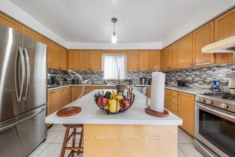 Photo 24 at 91 Lavery Trail, Highland Creek, Toronto