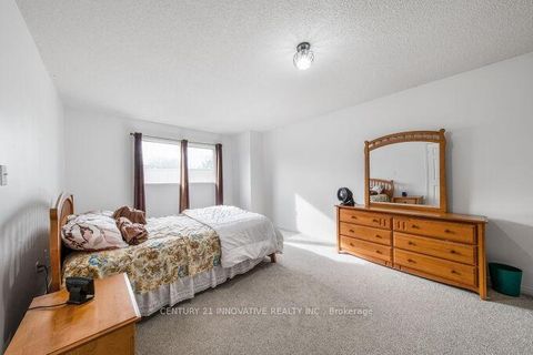 Photo 35 at 91 Lavery Trail, Highland Creek, Toronto