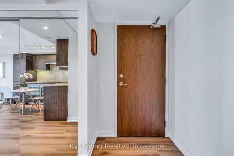 Photo 11 at 1601 - 70 Queens Wharf Road, Waterfront Communities C1, Toronto