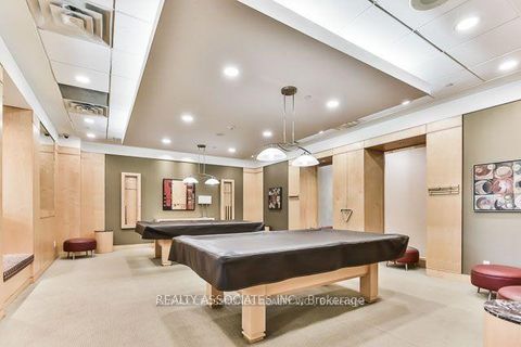 Photo 7 at 918 - 8 Mondeo Drive, Dorset Park, Toronto