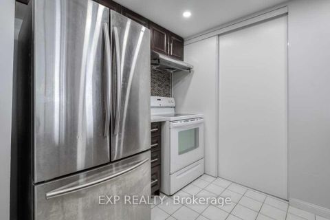 Photo 4 at 1702 - 88 Corporate Drive, Woburn, Toronto