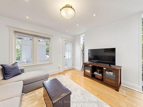Photo 8 at 195 Wheeler Avenue, The Beaches, Toronto