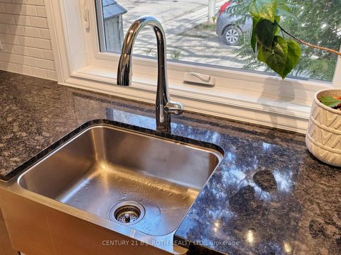 Photo 17 at 195 Wheeler Avenue, The Beaches, Toronto