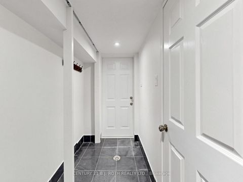 Photo 31 at 195 Wheeler Avenue, The Beaches, Toronto