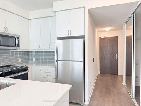 Photo 9 at 806 - 4955 Yonge Street, Willowdale East, Toronto