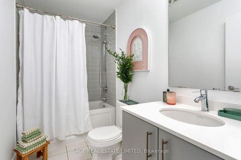 Photo 24 at 401 - 760 The Queensway, Queensway, Toronto