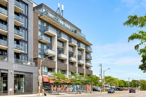 Photo 26 at 401 - 760 The Queensway, Queensway, Toronto