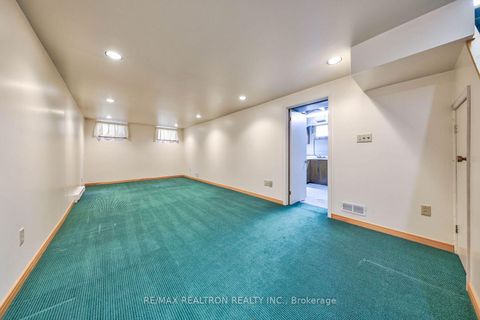 Photo 36 at 85 Clansman Boulevard, Hillcrest Village, Toronto
