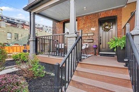 Photo 4 at 560 Indian Grove, Junction Area, Toronto