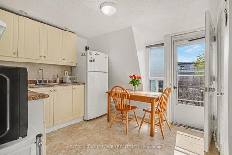 Photo 9 at 560 Indian Grove, Junction Area, Toronto