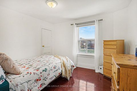 Photo 18 at 560 Indian Grove, Junction Area, Toronto
