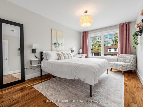 Photo 16 at 115 Clapperton Street, Wellington, Barrie