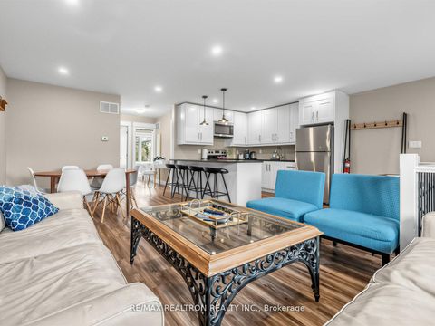 Photo 21 at 115 Clapperton Street, Wellington, Barrie