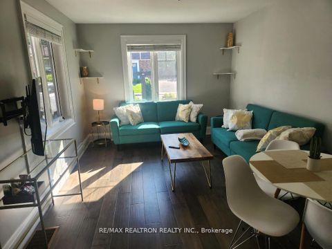 Photo 32 at 115 Clapperton Street, Wellington, Barrie