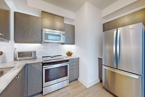 Photo 10 at 907 - 1486 Bathurst Street, Cedarvale, Toronto