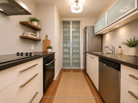 Photo 12 at 704 - 581 Avenue Road, St. Clair, Toronto