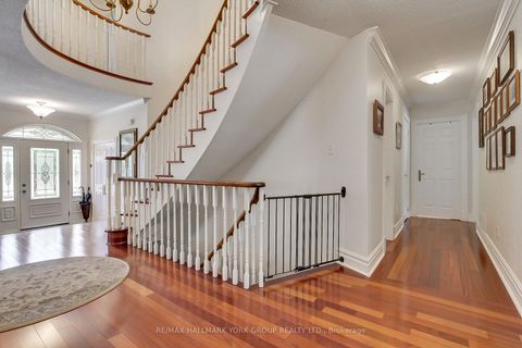 Photo 4 at 953 Damascus Court, Wyndham, Newmarket