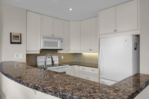 Photo 5 at 308 - 6 Toronto Street, City Centre, Barrie