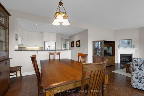 Photo 8 at 308 - 6 Toronto Street, City Centre, Barrie
