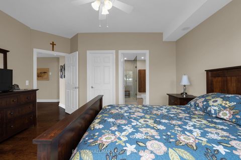Photo 14 at 308 - 6 Toronto Street, City Centre, Barrie