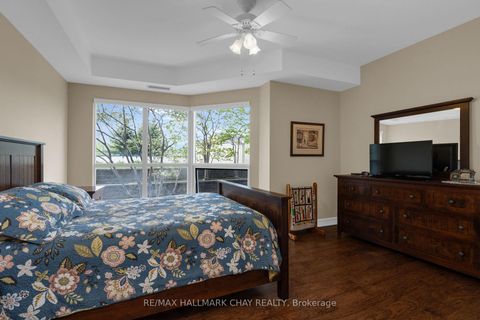 Photo 15 at 308 - 6 Toronto Street, City Centre, Barrie