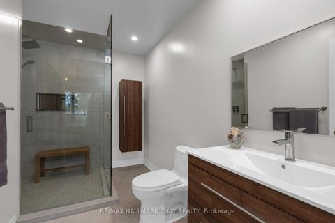 Photo 16 at 308 - 6 Toronto Street, City Centre, Barrie