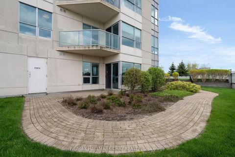 Photo 37 at 308 - 6 Toronto Street, City Centre, Barrie