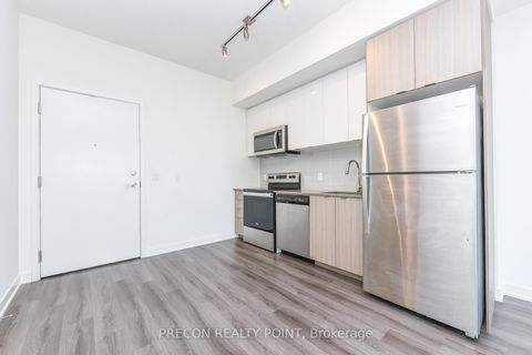 Photo 6 at 212 - 859 The Queensway, Queensway, Toronto