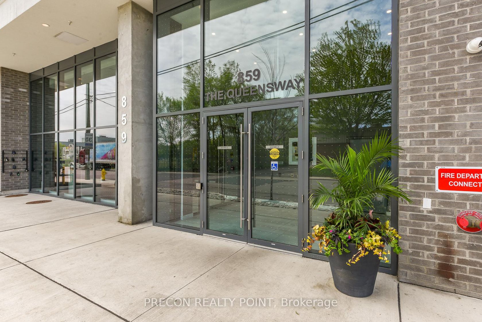 212 - 859 The Queensway, Queensway, Toronto 