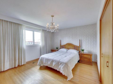 Photo 15 at 56 Blacksmith Crescent, Black Creek, Toronto