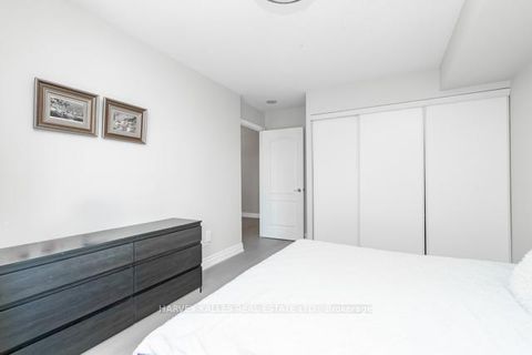 Photo 16 at 1209 - 880 Grandview Way, Willowdale East, Toronto