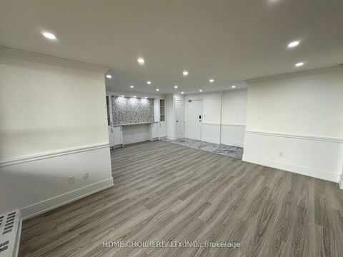 Photo 2 at 1006 - 100 Wingarden Court, Malvern, Toronto