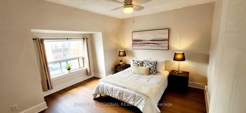 Photo 23 at 2378 St Clair Avenue W, Junction Area, Toronto
