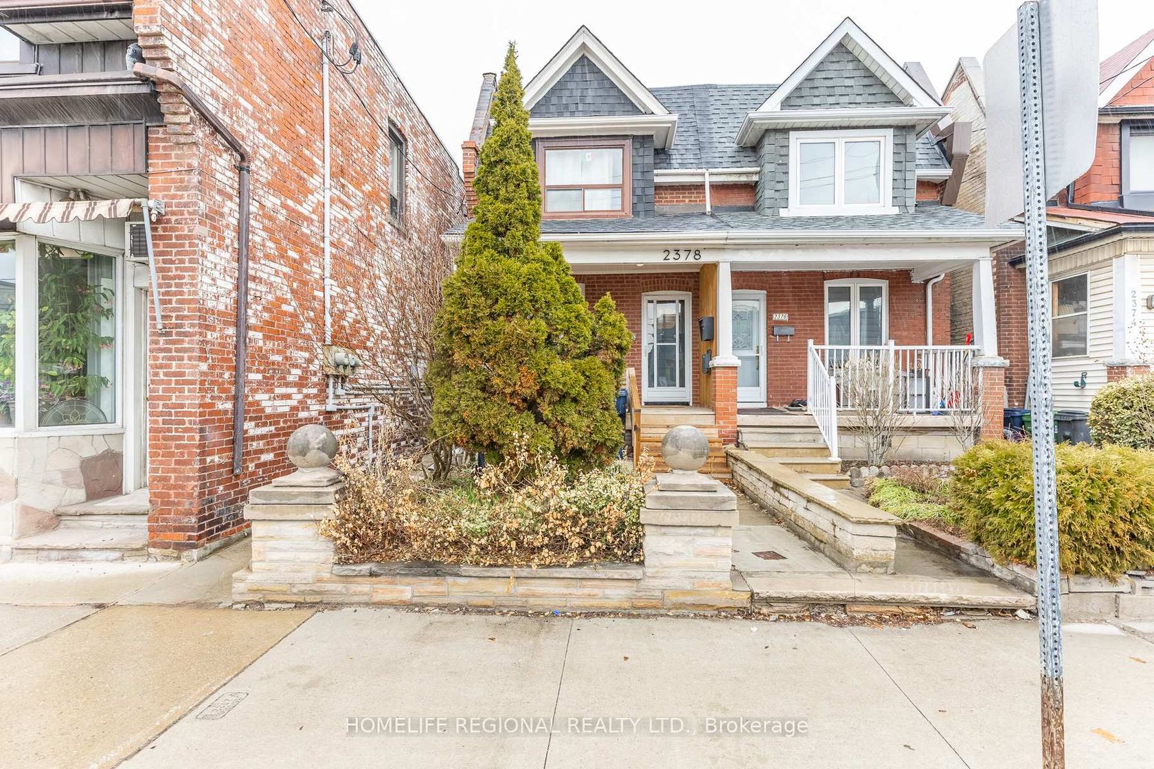 2378 St Clair Avenue W, Junction Area, Toronto 