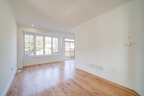 Photo 7 at 21 Deer Creek Court, Centennial Scarborough, Toronto