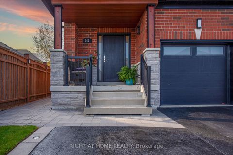 Photo 5 at 263 Golden Orchard Road, Patterson, Vaughan