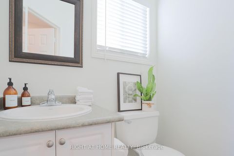 Photo 14 at 263 Golden Orchard Road, Patterson, Vaughan