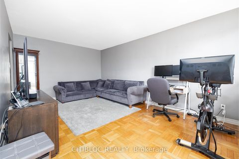 Photo 5 at 201 - 219 Wilson Avenue, Nortown, Toronto