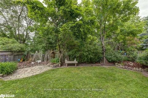 Photo 23 at 243 LITTLE Avenue, Allandale Heights, Barrie