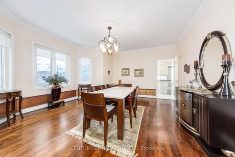 Photo 9 at 38A Avonlea Place, Doncrest, Richmond Hill