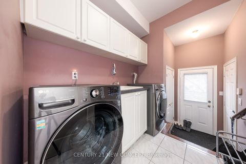 Photo 18 at 38A Avonlea Place, Doncrest, Richmond Hill