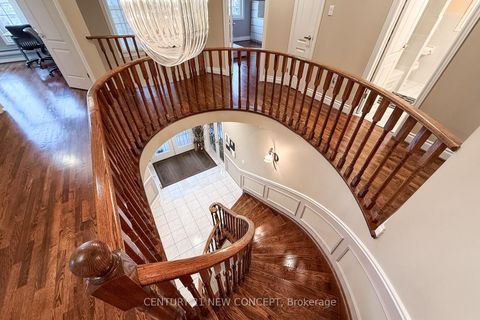 Photo 19 at 38A Avonlea Place, Doncrest, Richmond Hill