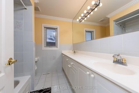 Photo 24 at 38A Avonlea Place, Doncrest, Richmond Hill