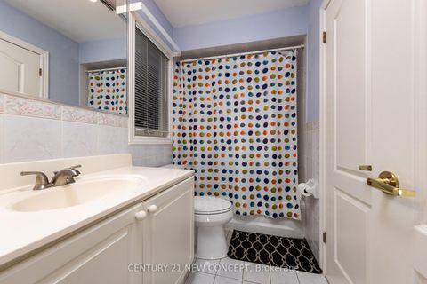 Photo 28 at 38A Avonlea Place, Doncrest, Richmond Hill